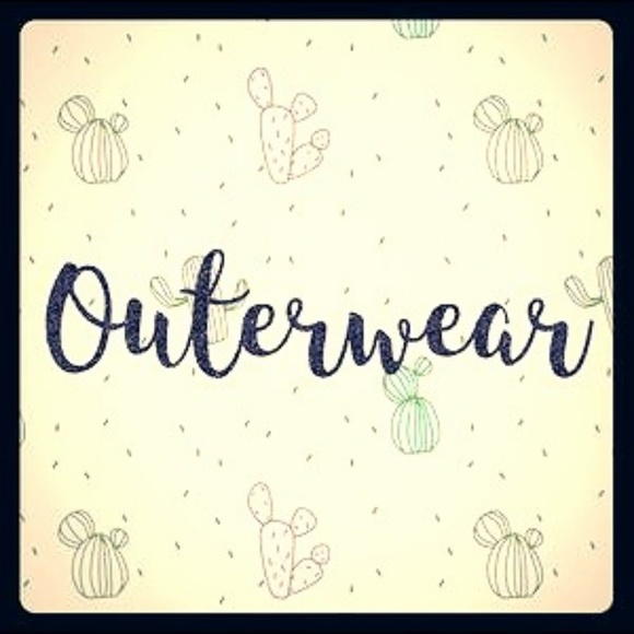 Beautiful outerwear all like new and underpriced!! - Picture 1 of 1